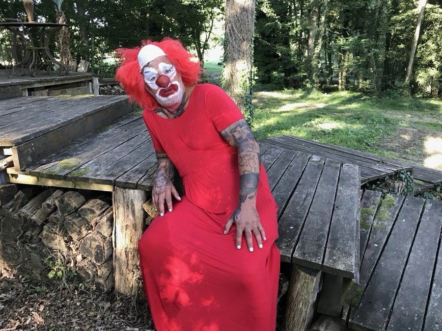 Clown rouge — Stage Osez